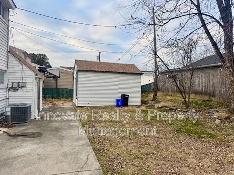 3 Bedrooms | 2 Bathrooms | Single-Family Home property image