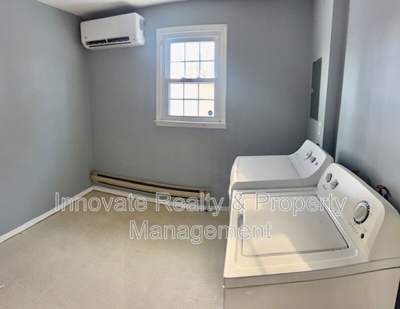 3BR Ranch Home | Patio & Yard | Fireplace | Flexible Living Space property image