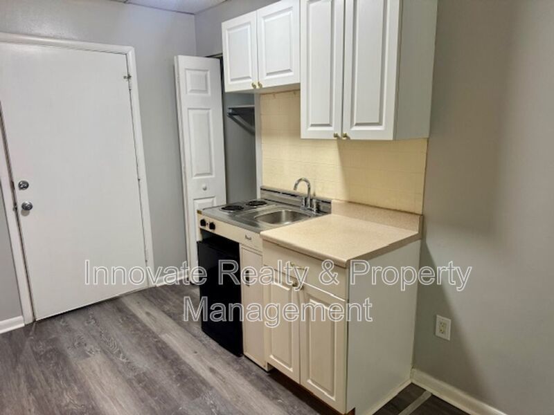 Studio Apt for Rent  Glenolden PA  19036 property image