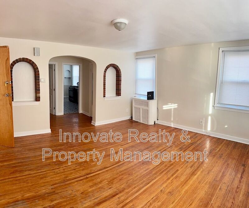 11BR 2nd Floor Apartment – Holmesburg / Mayfair 19136 | Hardwood Floors | Available Now property image