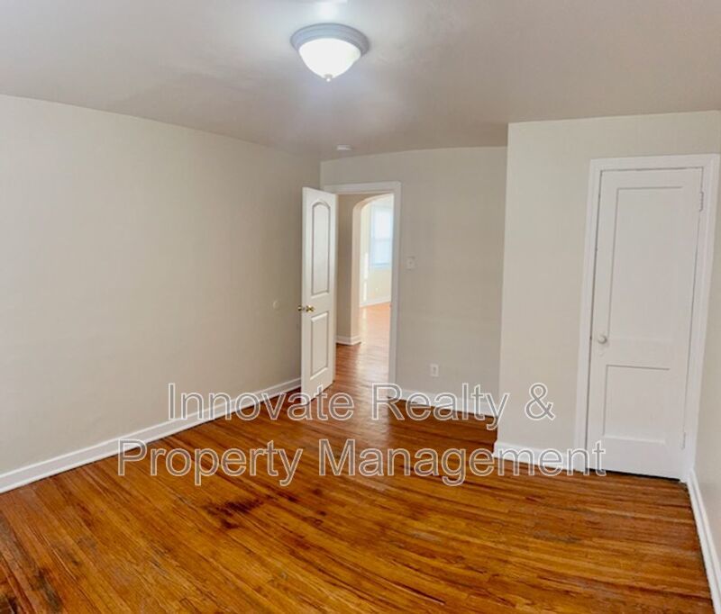 11BR 2nd Floor Apartment – Holmesburg / Mayfair 19136 | Hardwood Floors | Available Now property image
