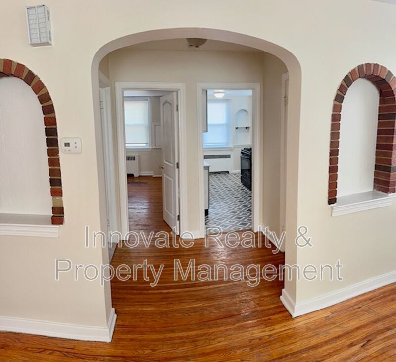 11BR 2nd Floor Apartment – Holmesburg / Mayfair 19136 | Hardwood Floors | Available Now property image
