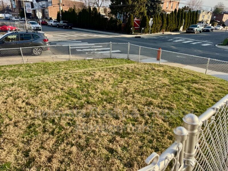 11BR 2nd Floor Apartment – Holmesburg / Mayfair 19136 | Hardwood Floors | Available Now property image