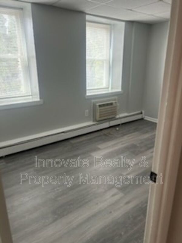2-Bedroom | Glenolden - Qualified applicants may receive up to ½ month rent credit property image