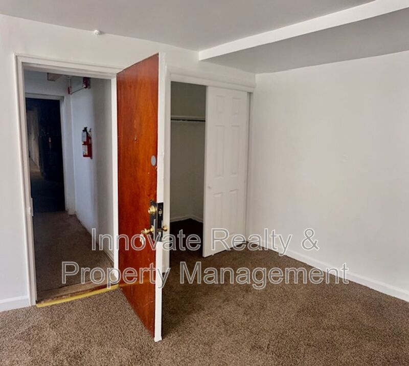 1 Bedroom Apartment | Rhawnhurst 19111 | Off-Street Parking | On-Site Laundry | Available Now property image