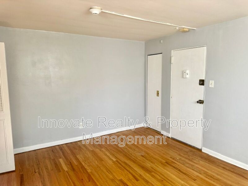 1 Bedroom  Apartment for rent 19115 property image