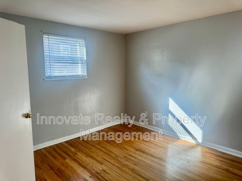 1 Bedroom  Apartment for rent 19115 property image
