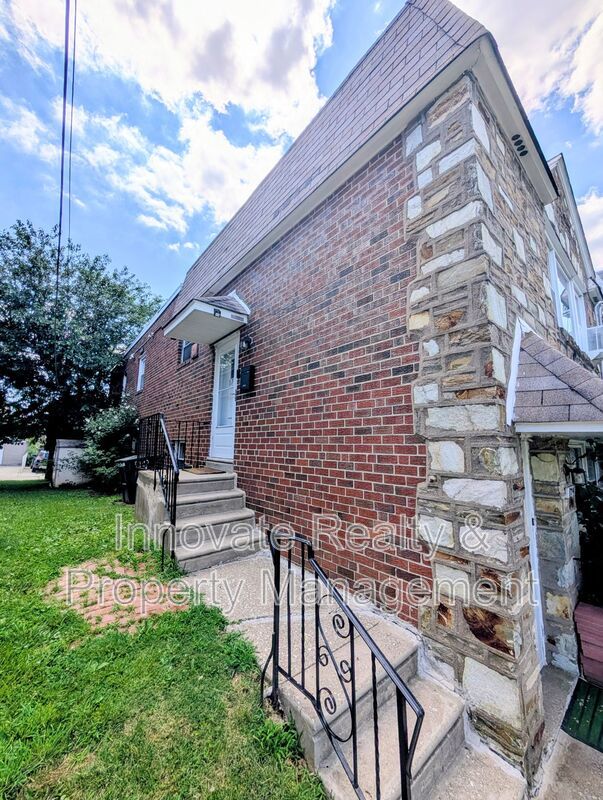 1714 Loney St property image