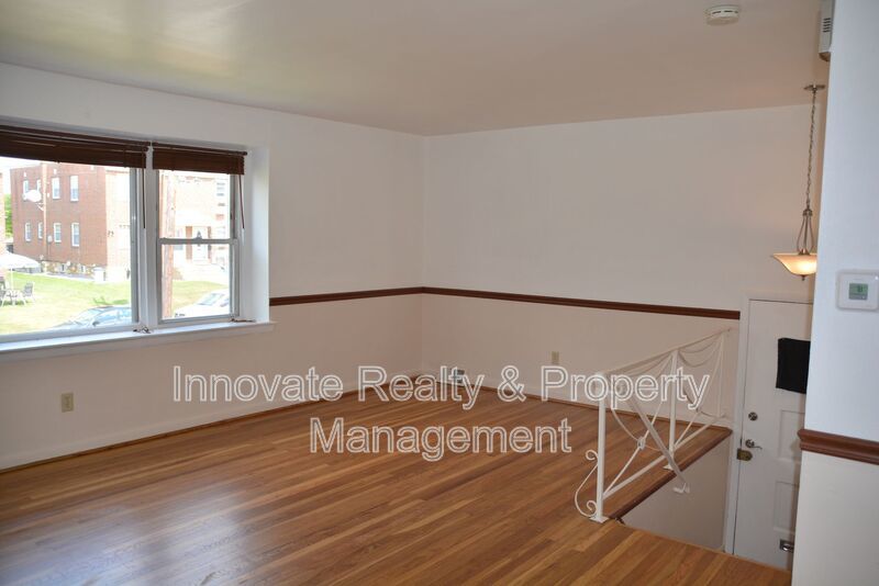 1714 Loney St property image