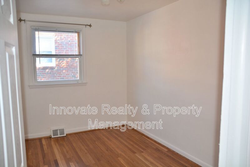 1714 Loney St property image