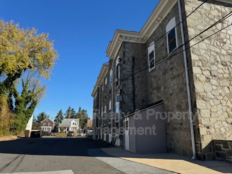 One Bedroom Apartment  Glenolden Pa 19036 property image