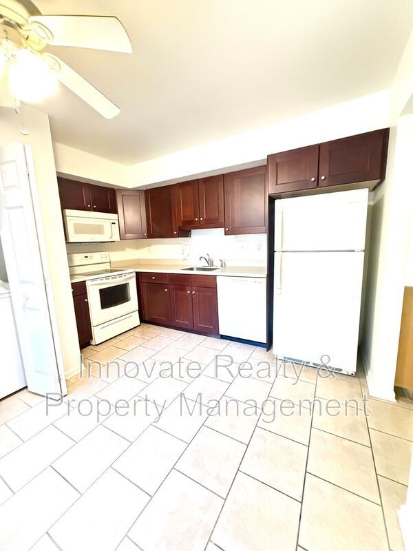 304 Brookwood 3 Bedroom 2 1/2 Bath in Ambler PA property image