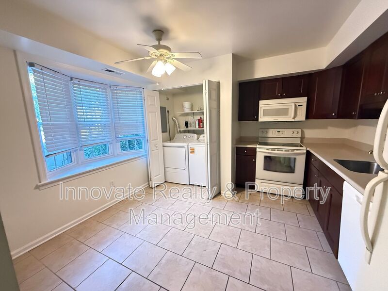 304 Brookwood 3 Bedroom 2 1/2 Bath in Ambler PA property image
