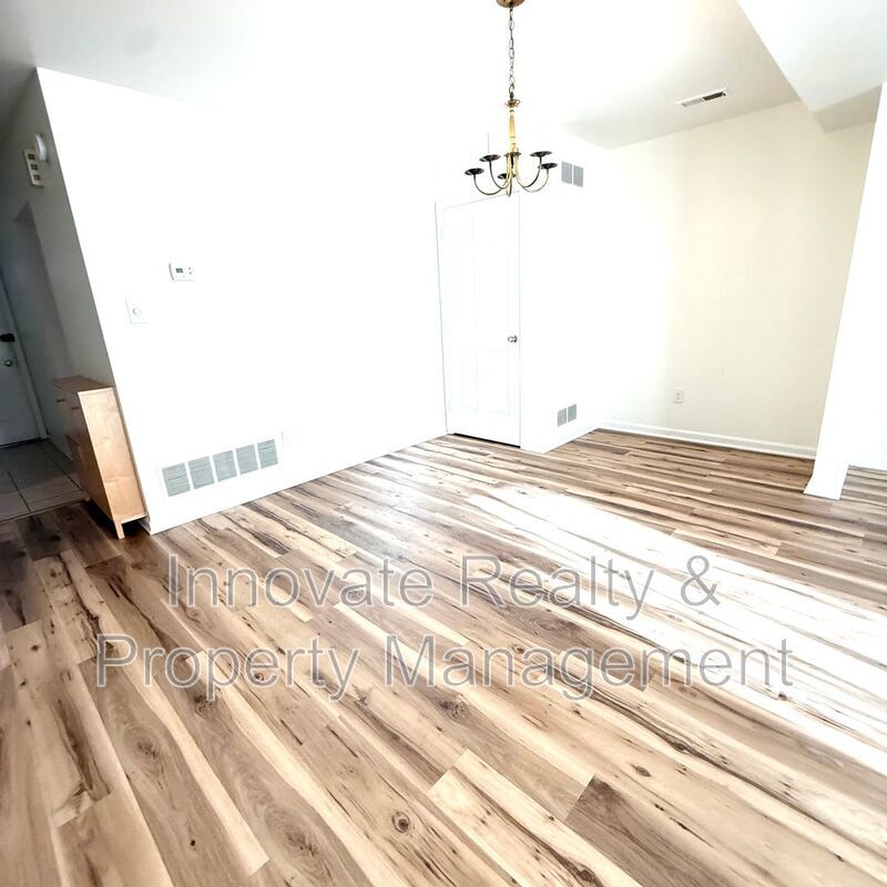 304 Brookwood 3 Bedroom 2 1/2 Bath in Ambler PA property image