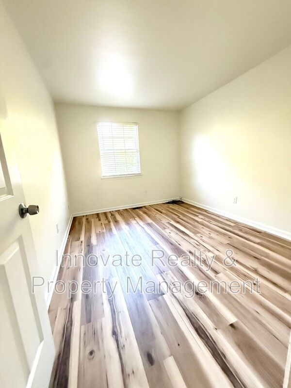304 Brookwood 3 Bedroom 2 1/2 Bath in Ambler PA property image