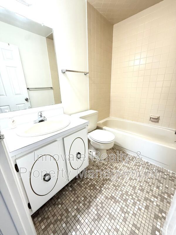304 Brookwood 3 Bedroom 2 1/2 Bath in Ambler PA property image