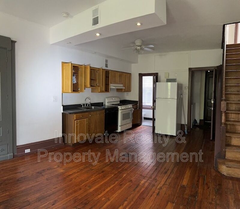 3 Bedroom Apartment for Rent Spruce Hill Phila 19104 property image